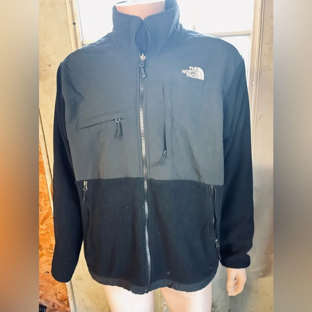 The North Face Denali 2 Jacket in black
